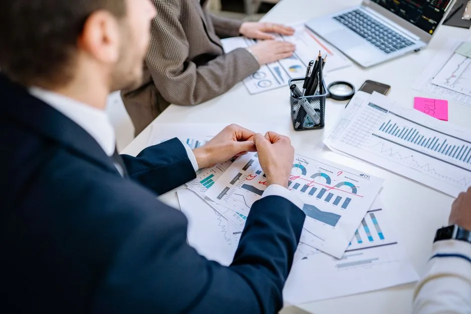 startup cash flow management for founders