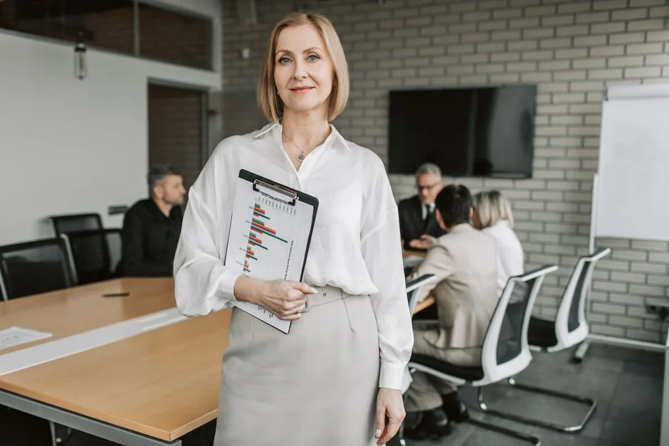 healthcare CFO vs controller